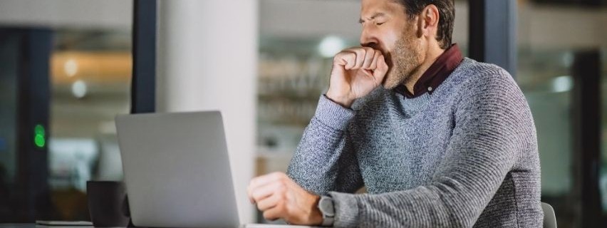 Nočné zmeny: Ako sa lepšie vyspať a zvládať narušený režim