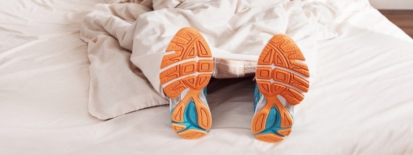 Ako šport a jedlo ovplyvňuje spánok