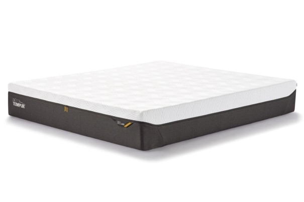 4 - tvrdý | Penový matrac | Výška 30 cm | Nosnosť 150 kg | Záruka 10 rokov