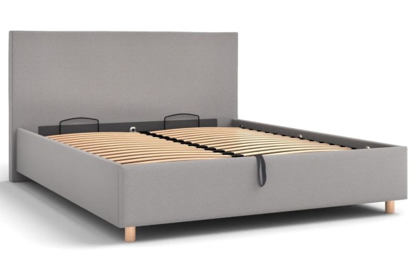 Jednoduché, čisté čelo Klinmam Modesto sa vyznačuje jednoduchými líniami so zmyslom pre detail.