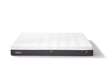 4 - tvrdý | Penový matrac | Výška 21 cm | Nosnosť 150 kg | Záruka 10 rokov