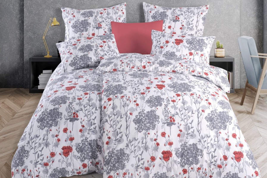 Obliečky Poppy sú príjemné na dotyk, skvele odvádzajú vlhkosť a takmer sa nekrčia.