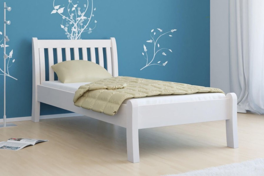 Felix predstavuje čistý estónsky štýl. Nádherné borovicové drevo pokryté bezfarebným lakom, ktoré viac zviditeľní celú štruktúru.