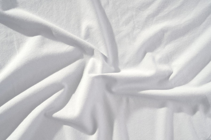 Prestieradlá Klinmam Jersey sú vyrobené z prvotriednych jemných priadzí. Sú dokonale jemné a veľmi príjemné na dotyk.