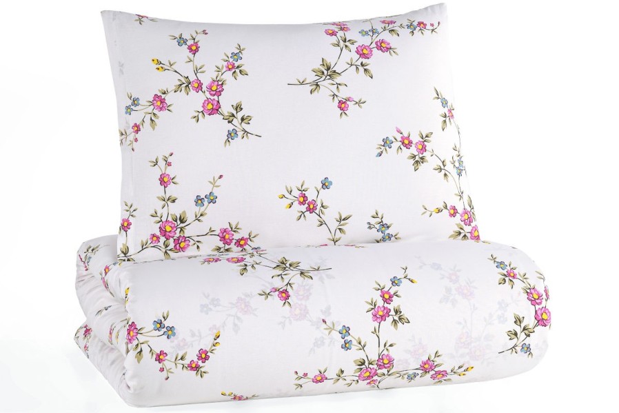 Obliečky Alya sú príjemné na dotyk, skvele odvádzajú vlhkosť a takmer sa nekrčia.