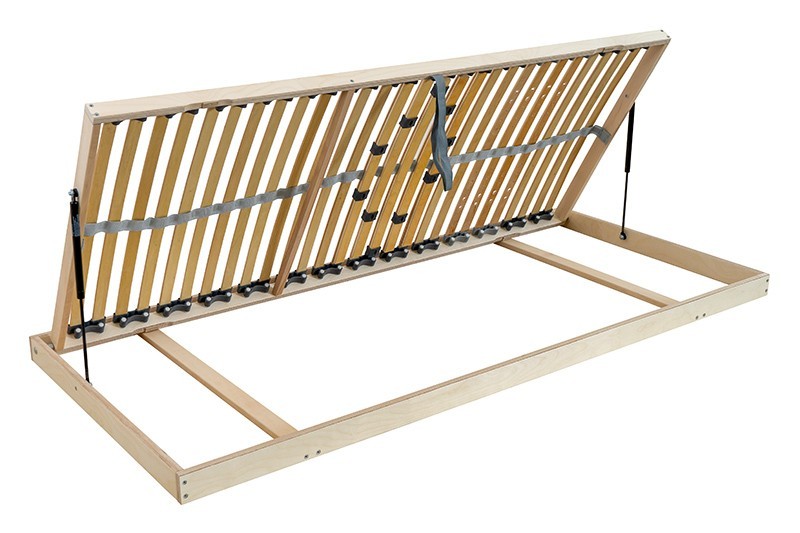 Lamelový rošt s bočným výklopom (rošt je možné objednať s výklopom ako na ľavú, tak na pravú stranu) vám poskytne prístup do celého úložného priestoru vašej spálne a vyrieši tak nedostatok miesta v miestnosti.