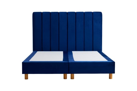 Čelo Pasadena je vďaka svojmu vzhľadu aj výške vhodné do každého typu spálne.