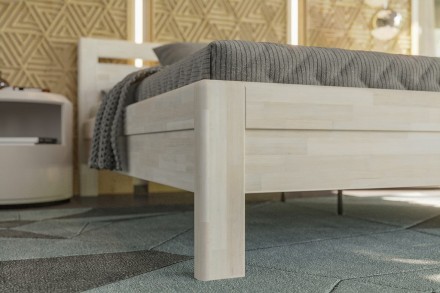 Posteľ Venta si môžete vybrať v prevedení z masívneho dubového alebo bukového dreva.