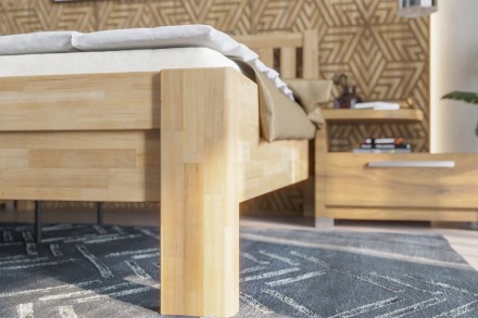Robustná masívna posteľ Sion H2 bude dôstojnou dominantou vašej spálne, do ktorej prinesie útulnosť aj komfort.