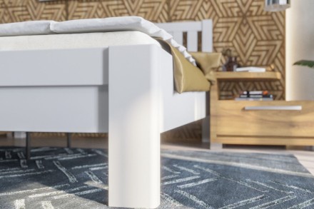 Robustná masívna posteľ Sion H2 bude dôstojnou dominantou vašej spálne, do ktorej prinesie útulnosť aj komfort.