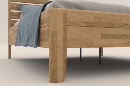 Celomasívna posteľ Lugo prinesie aj do vašej spálne malý kúsok prírody a dodá spánku a relaxácii nový rozmer.