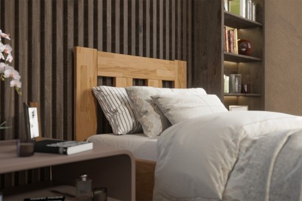 Utena predstavuje vzdušnú elegantnú posteľ z masívu s vertikálne členeným hlavovým čelom.