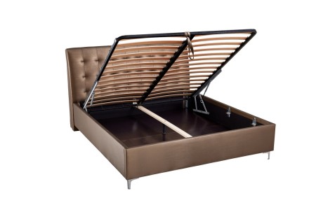 Elegantná posteľ Nashwille sa vďaka svojmu čelu hodí do každej spálne, ktorú ozvláštni a  zároveň rozjasní.