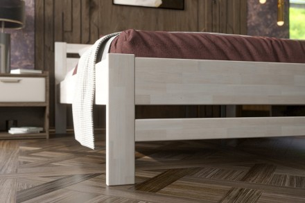 Posteľ Emily je veľmi obľúbené lôžko, ktoré sa bude hodiť do detskej izby aj spálne. Dokonalá vôňa dreva navodí v miestnosti úžasnú atmosféru, ktorá bude ideálna pre spánok.