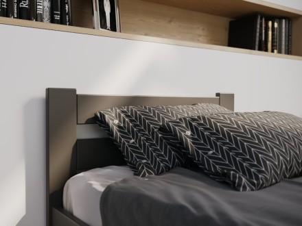 Posteľ z bukového alebo dubového masívu