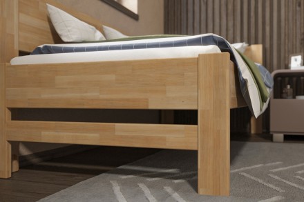 Viacgeneračná posteľ z tých najlepších možných materiálov bola precízne vyrobená. Ak hľadáte posteľ, ktorá vám vydrží desiatky rokov, tak je celomasívna posteľ Amelia to správne riešenie.