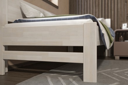 Viacgeneračná posteľ z tých najlepších možných materiálov bola precízne vyrobená. Ak hľadáte posteľ, ktorá vám vydrží desiatky rokov, tak je celomasívna posteľ Amelia to správne riešenie.