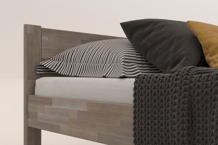 Viacgeneračná posteľ z tých najlepších možných materiálov bola precízne vyrobená. Ak hľadáte posteľ, ktorá vám vydrží desiatky rokov, tak je celomasívna posteľ Amelia to správne riešenie.