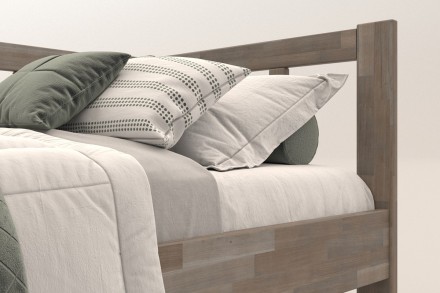 Milujete vôňu dreva? Tak je táto celomasívna posteľ perfektnou voľbou pre vás, pretože je z najkvalitnejších drevín buku a dubu.