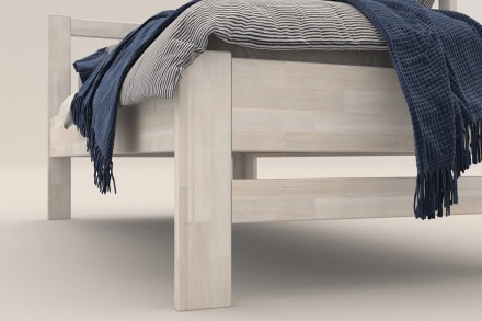 Milujete vôňu dreva? Tak je táto celomasívna posteľ perfektnou voľbou pre vás, pretože je z najkvalitnejších drevín buku a dubu.