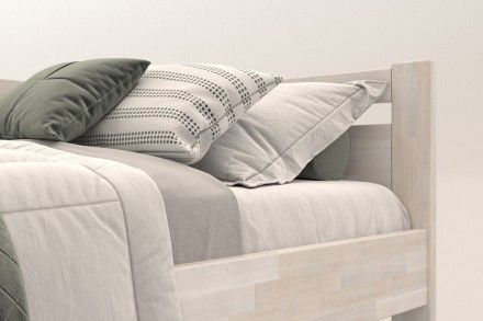 Posteľ Emily je veľmi obľúbené jednolôžko, ktoré sa bude hodiť do detskej izby aj spálne. Dokonalá vôňa dreva navodí v miestnosti úžasnú atmosféru, ktorá bude ideálna pre spánok.