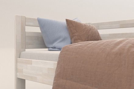 Posteľ Emily je veľmi obľúbené jednolôžko, ktoré sa bude hodiť do detskej izby aj spálne. Dokonalá vôňa dreva navodí v miestnosti úžasnú atmosféru, ktorá bude ideálna pre spánok.