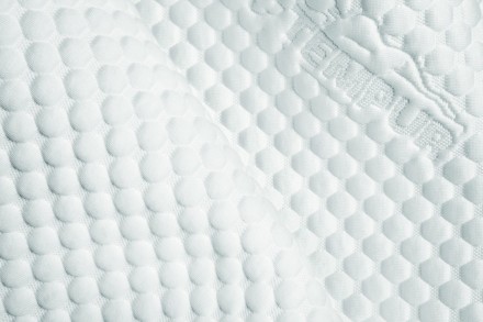 Výnimočnosť matraca TEMPUR Cloud spočíva v unikátnej kombinácii jedinečnej mäkkosti a potrebnej opory Vašej chrbtice - spojenie, ktoré Vám prinesie okamžitú úľavu a uvoľnenie.