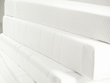 Matrac Original poskytuje všetky hlavné výhody výrobkov TEMPUR - pohodlie vďaka zmiernenie tlaku a terapeutickú oporu.