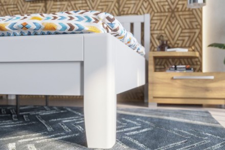 Robustná masívna posteľ Sion K2 bude dôstojnou dominantou vašej spálne, do ktorej prinesie útulnosť aj komfort.