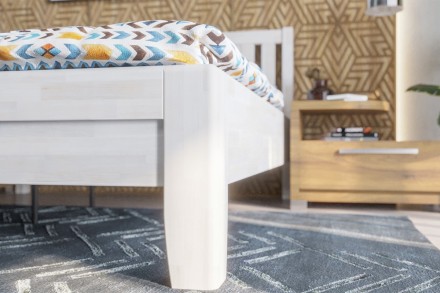 Robustná masívna posteľ Sion K2 bude dôstojnou dominantou vašej spálne, do ktorej prinesie útulnosť aj komfort.