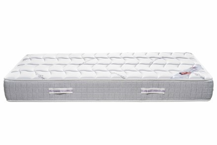 Dva pocity tuhosti - 4, 5 | Penový matrac | Výška 23 cm | Nosnosť 150 kg | Záruka 10 rokov