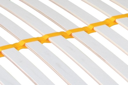 Motorový rošt s 5 anatomickými zónami a 28 lamelami vhodný pre príjemnejšiu relaxáciu a lepšiu oporu bedier.