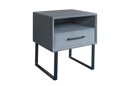 Moderný nočný stolík v industriálnom dizajne.