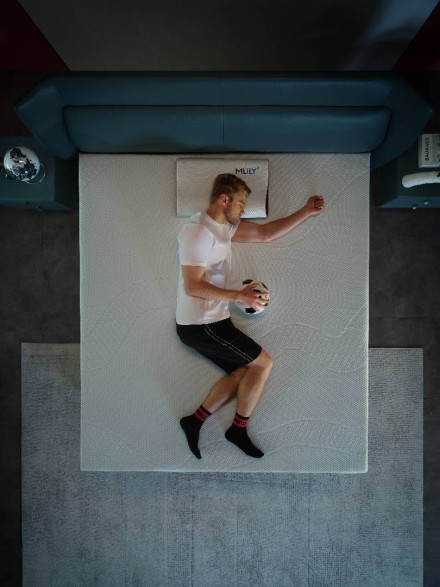 Matrac Mlily Supreme Foam je vyrobený z gélovej pamäťovej peny, chladivej peny CoolFlex® a studenej peny, ktoré spoločne tvoria skvelé prostredie pre váš spánok.