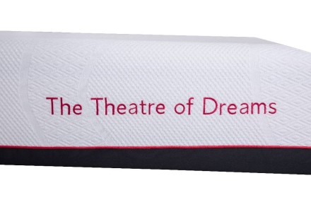 Matrac Mlily Supreme Foam je vyrobený z gélovej pamäťovej peny, chladivej peny CoolFlex® a studenej peny, ktoré spoločne tvoria skvelé prostredie pre váš spánok.