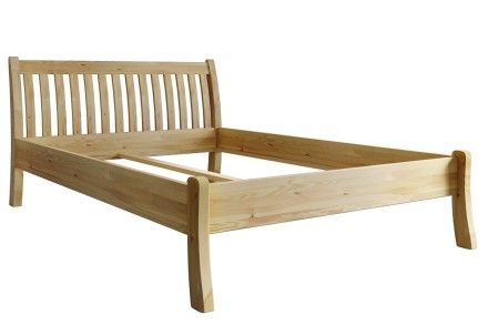 Felix predstavuje čistý estónsky štýl. Nádherné borovicové drevo pokryté bezfarebným lakom, ktoré viac zviditeľní celú štruktúru.