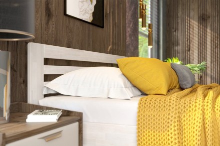 Milujete vôňu dreva i nenapodobiteľnú atmosféru, ktorú v spálni vyvoláva? Potom by vám určite nemala uniknúť celomasívna posteľ Lola z kolekcie spoločnosti PreSpánok.