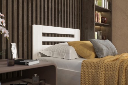 Milujete vôňu dreva i nenapodobiteľnú atmosféru, ktorú v spálni vyvoláva? Potom by vám určite nemala uniknúť celomasívna posteľ Lola z kolekcie spoločnosti PreSpánok.