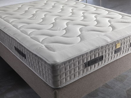 Dva pocity tuhosti - 2, 3 | Pružinový matrac | Výška 25 cm | Nosnosť 130 kg | Záruka 12 rokov