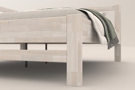 Milujete vôňu dreva? Tak je táto celomasívna posteľ perfektnou voľbou pre vás, pretože je z najkvalitnejších drevín buku a dubu.