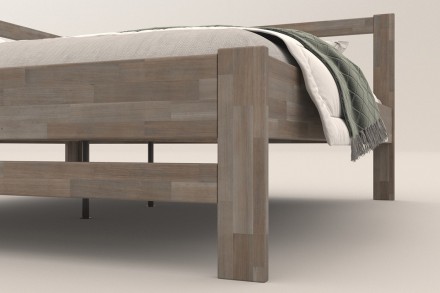 Milujete vôňu dreva? Tak je táto celomasívna posteľ perfektnou voľbou pre vás, pretože je z najkvalitnejších drevín buku a dubu.