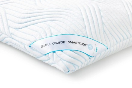 Vankúš TEMPUR® Comfort Soft SmartCool 2.0 je vyrobený z úplne nových materiálov TEMPUR®, ktoré poskytujú ešte o 20% väčšiu úľavu od tlaku než kedykoľvek predtým. Pre tento vankúš je materiál vyvinutý tak, že v sebe kombinuje neuveriteľnú mäkkosť a pohodlie s potrebnou a dokonalou oporou chrbtice počas spánku.