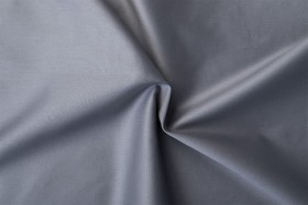 Prémiové jednofarebné obliečky značky Klinmam vyrobené z najjemnejšej česanej egyptskej bavlny s dlhými vláknami.