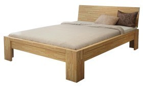 Masívna posteľ z buku alebo duba