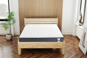Matrac Klinmam Dream ReFresh vyniká nielen poťahom, ale aj jadrom, ktoré sa skladá z pružinového bloku, studenej peny a ekologickej výplne.